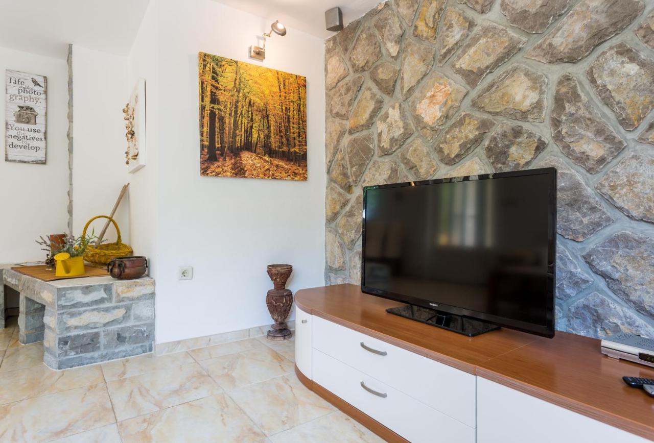 Molnar Resort Apartment Sergej Brzac Екстериор снимка