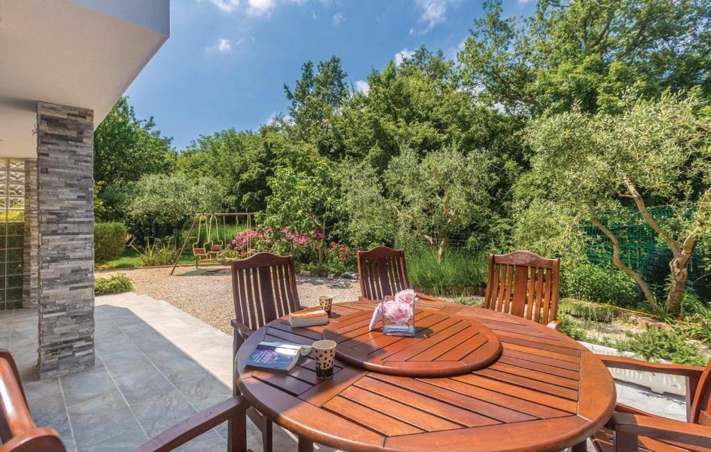 Molnar Resort Apartment Sergej Brzac Екстериор снимка
